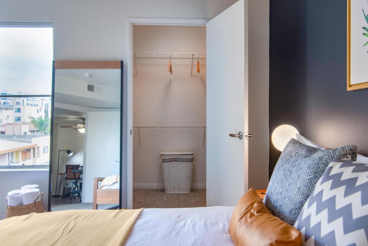 Hollywood 1br W Gym Pool Nr Shops Lax-53 *